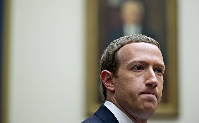 Кто заработал на масштабном сбое Facebook?