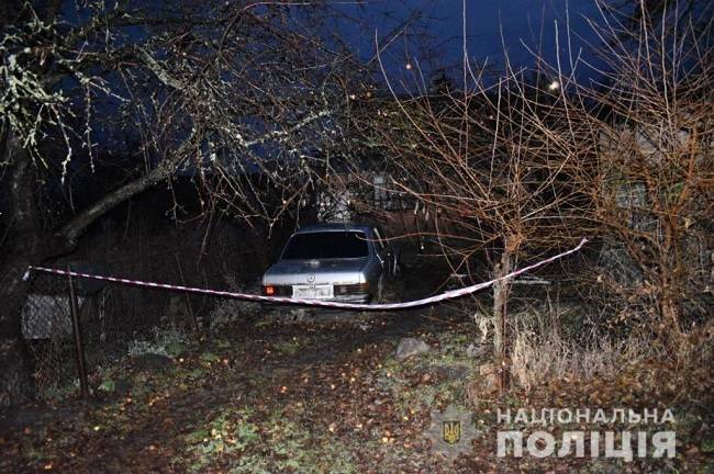 В Изюме мужчина убил своего знакомого, чтобы ограбить