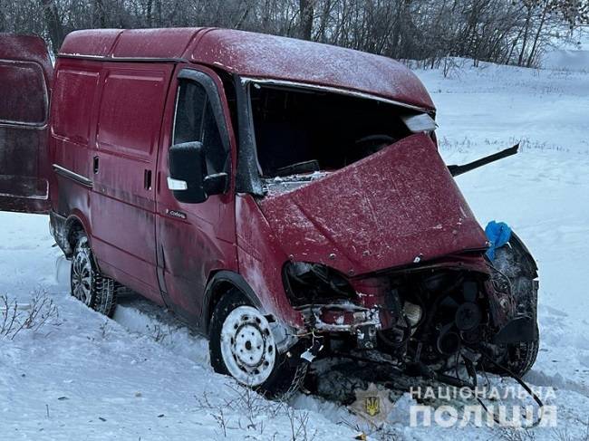 В Харьковской области автомобиль «Газель» попал под поезд
