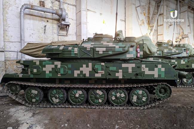 Балаклейский ремонтный завод передал Министерству обороны партию отремонтированных зенитных установок