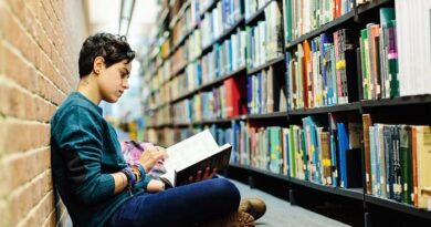 10 книг, які варто прочитати підлітку