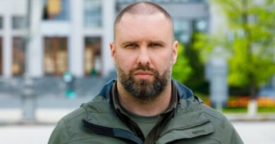 Жодних меморіальних заходів 8-9 травня проводитися не буде, через ворожі обстріли