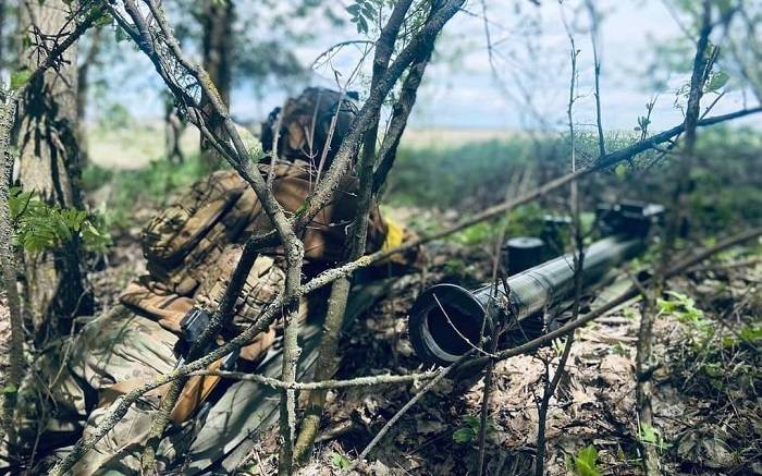 Агрессор продолжает наносить ракетные удары по объектам военной и гражданской инфраструктуры — война 111 день