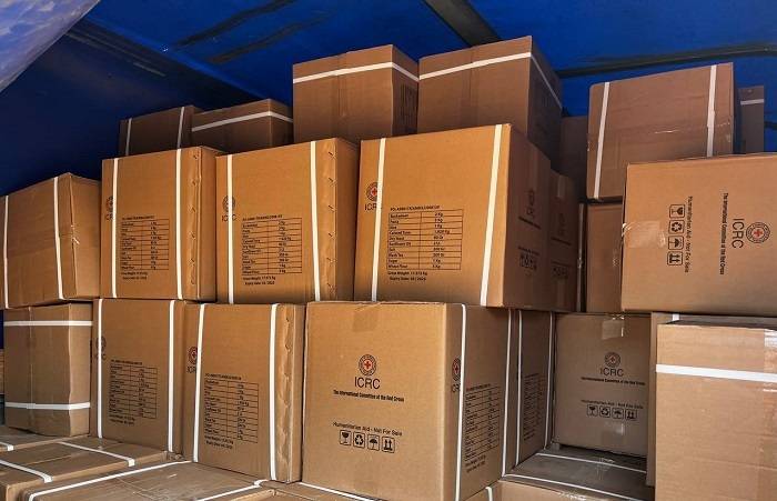 Жителям Балаклейской общины были переданы продуктовые наборы