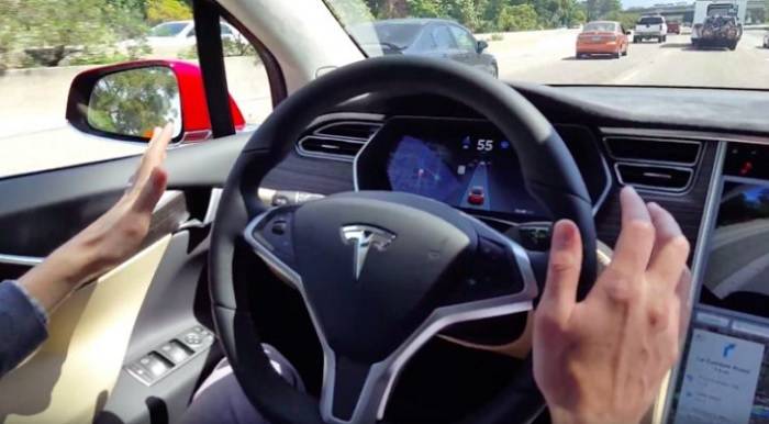 Какую технологию Tesla использует для автопилота