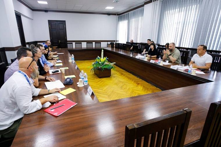 Синєгубов зустрівся з представником ООН і попросив про допомогу