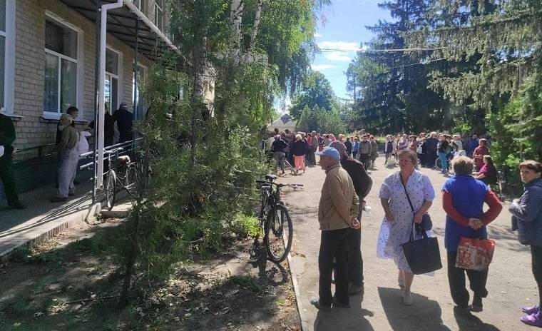 В деоккупированную Балаклею доставили гуманитарную помощь
