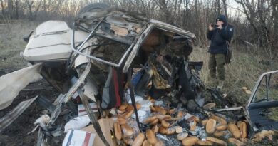 На Харківщині підірвався на вибухівці автомобіль з хлібом