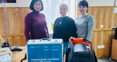 Балаклійський ЦНАП отримав нове обладнання від благодійників