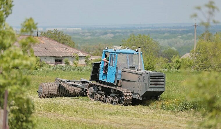 В Балаклійській громаді працює унікальна машина для розмінування
