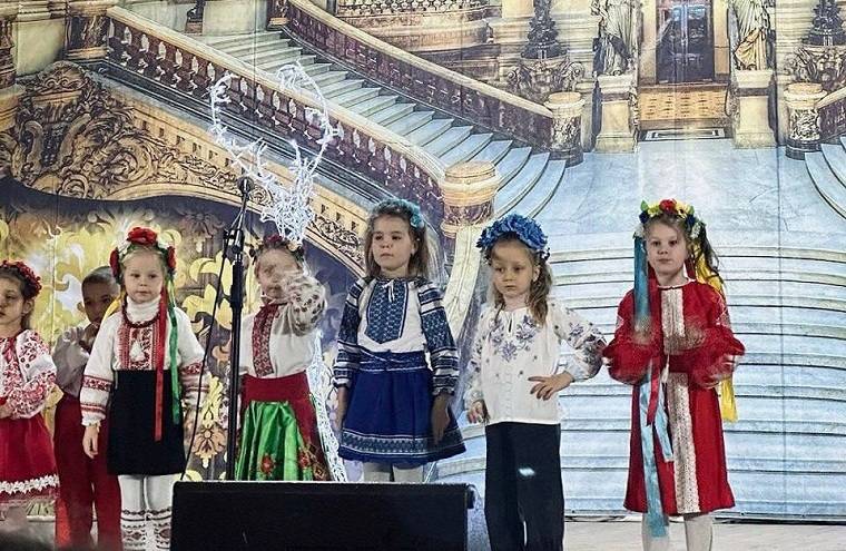 В Балаклее повели большой концерт ко Дням ВСУ и святого Николая
