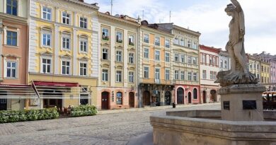 Де поселитися під час відвідування Львову
