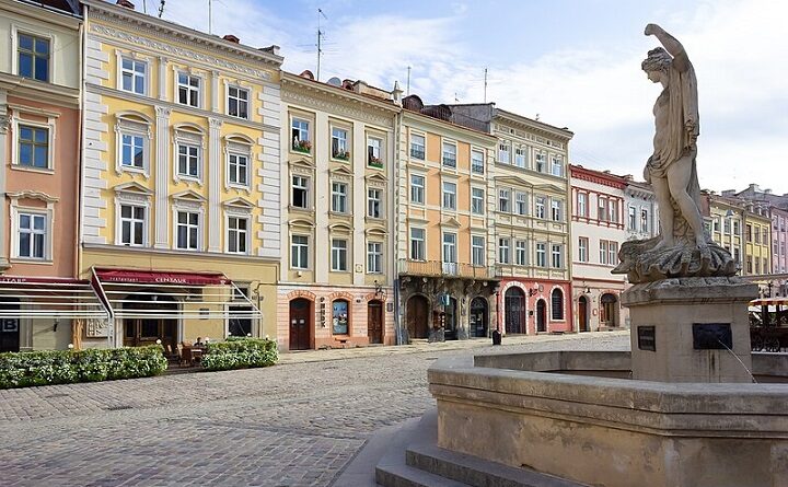 Де поселитися під час відвідування Львову