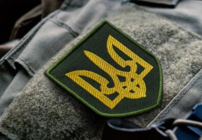 Шеврони в інтер’єрі: як використати модний тренд у своєму домі