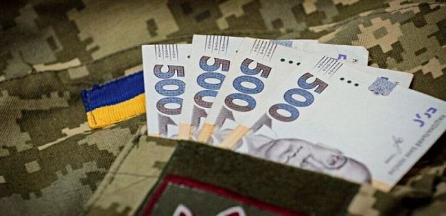 Названы самые популярные вакансии и зарплаты в ВСУ
