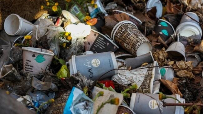 В Украине запретят ввоз и производство пластиковых изделий