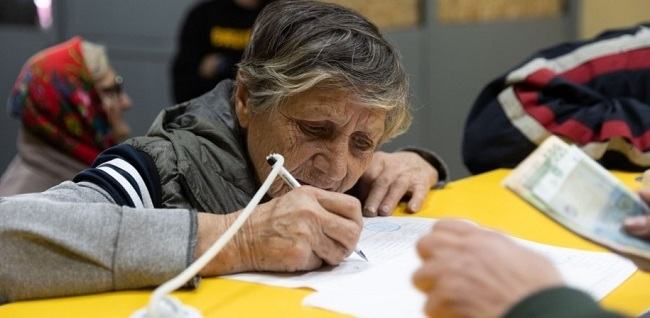 В Украине начали штрафовать пенсионеров