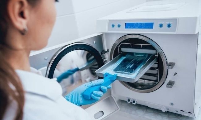 Сухожар для маникюра: как выбрать и почему он необходим каждому мастеру