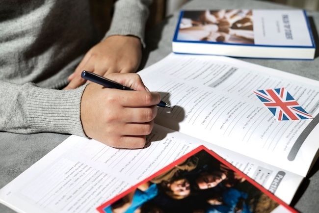 Курсы подготовки к CPE: как достичь уровня носителя и сдать экзамен уверенно