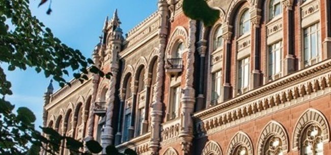 10 копеек исчезают из обращения: НБУ объяснил, почему банкноту изымают