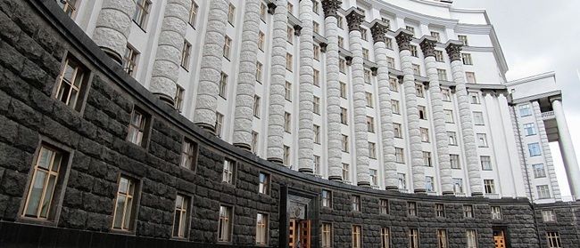 ЕСВ без путаницы: к кому обращаться работодателям — ПФУ или Налоговая