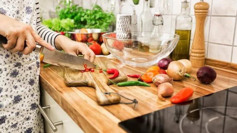 Незвичайні лайфхаки для дому та кухні, які покращать ваш побут