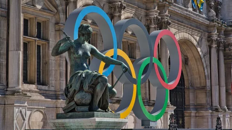 Спортсмени з РФ знову отримали доступ до міжнародних змагань після скасування обмежень МОК