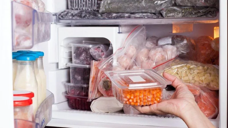 Перелік продуктів, які втрачають свої властивості при заморожуванні в холодильнику