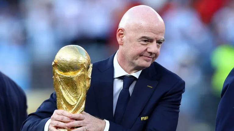 ФИФА отменила планы продажи прав на чемпионат мира из-за негативной реакции общественности